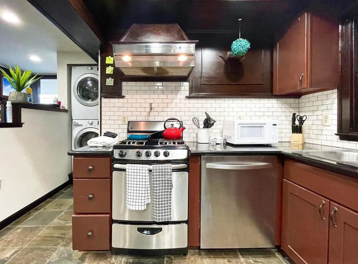 Artist'S Apartment In The Heart Of The City Sacramento 0*,  ABD